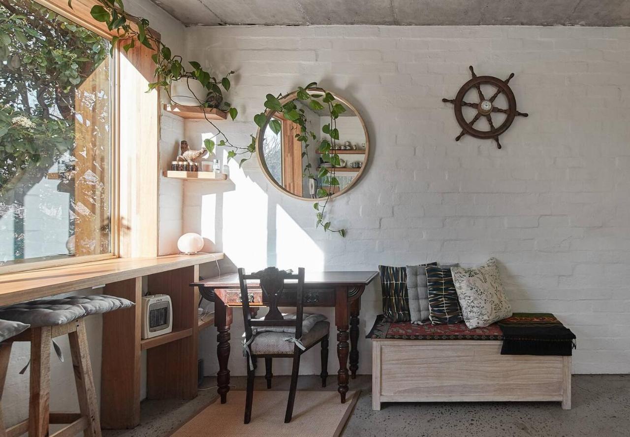 Napier Street Nook - A Chic Studio Masterpiece Apartment *