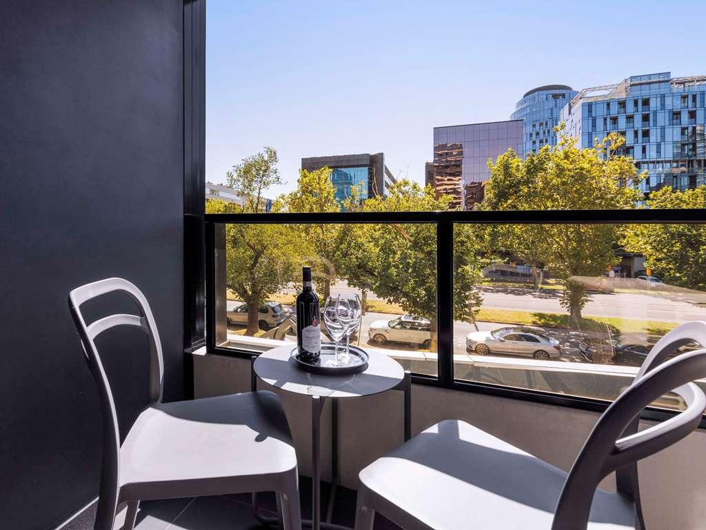 Mercure St Kilda Road Aparthotel Melbourne