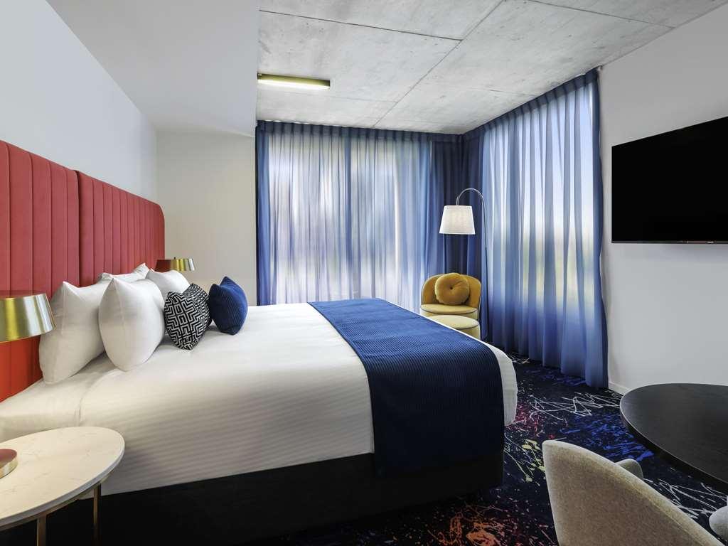Aparthotel Mercure St Kilda Road 4*