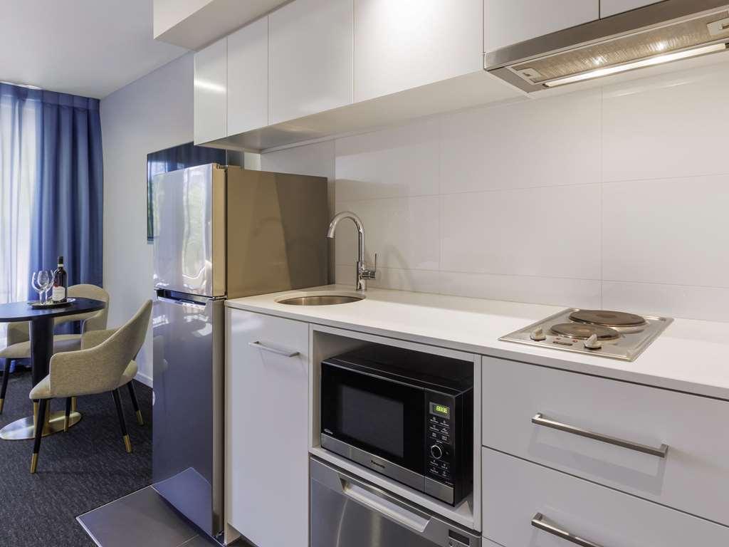 Aparthotel Mercure St Kilda Road 4*