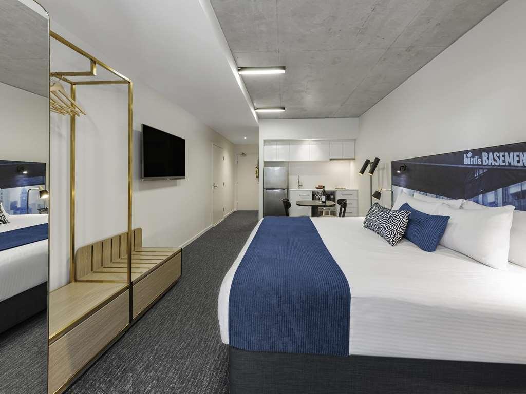Mercure St Kilda Road