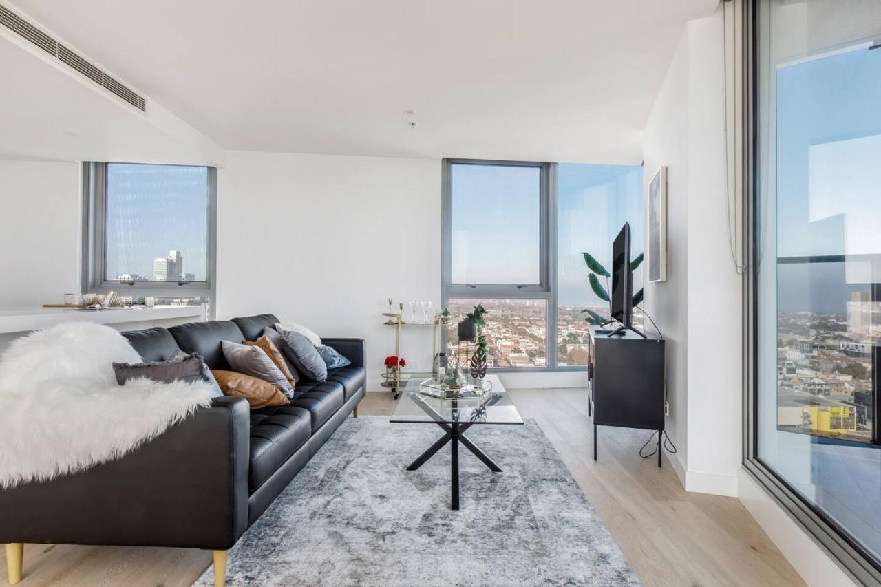 Skyscape Flair - Resort-style Living In The * Melbourne