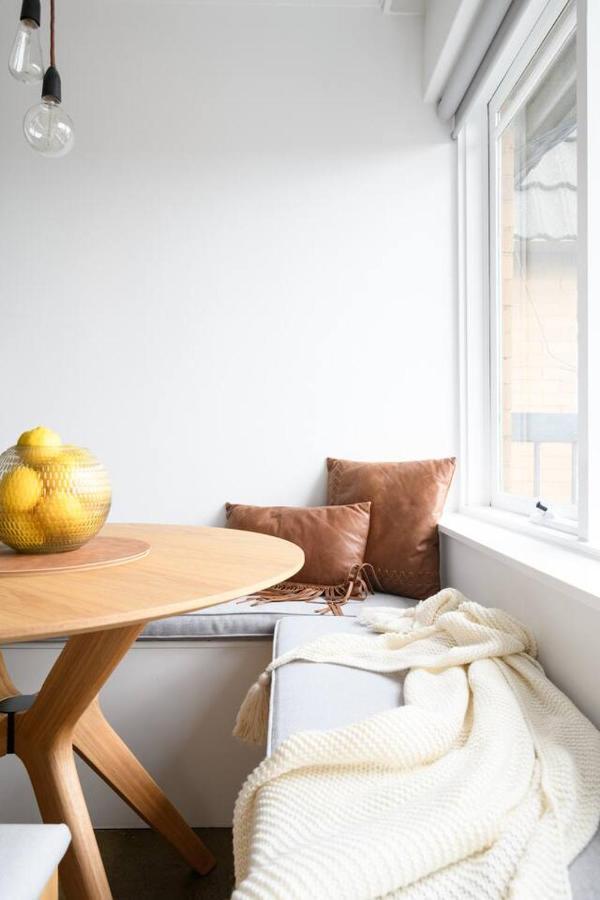 Apartment The Lookout - Sunny St Kilda Contemporary Melbourne
