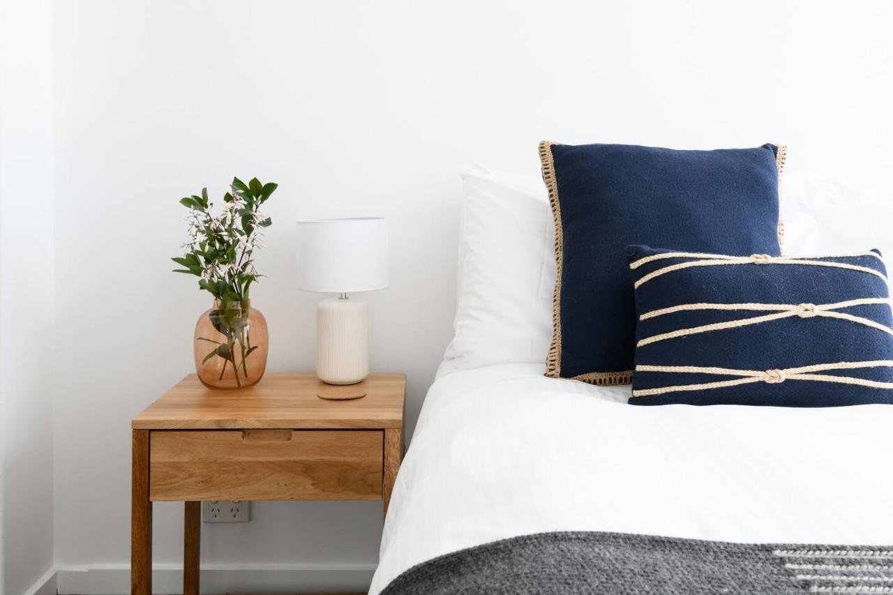 Apartment The Lookout - Sunny St Kilda Contemporary *