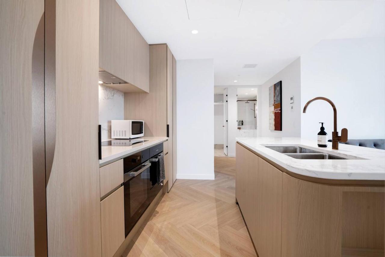 Apartment Boutique 3b2b2carpark Carlton Garden At Doorstep