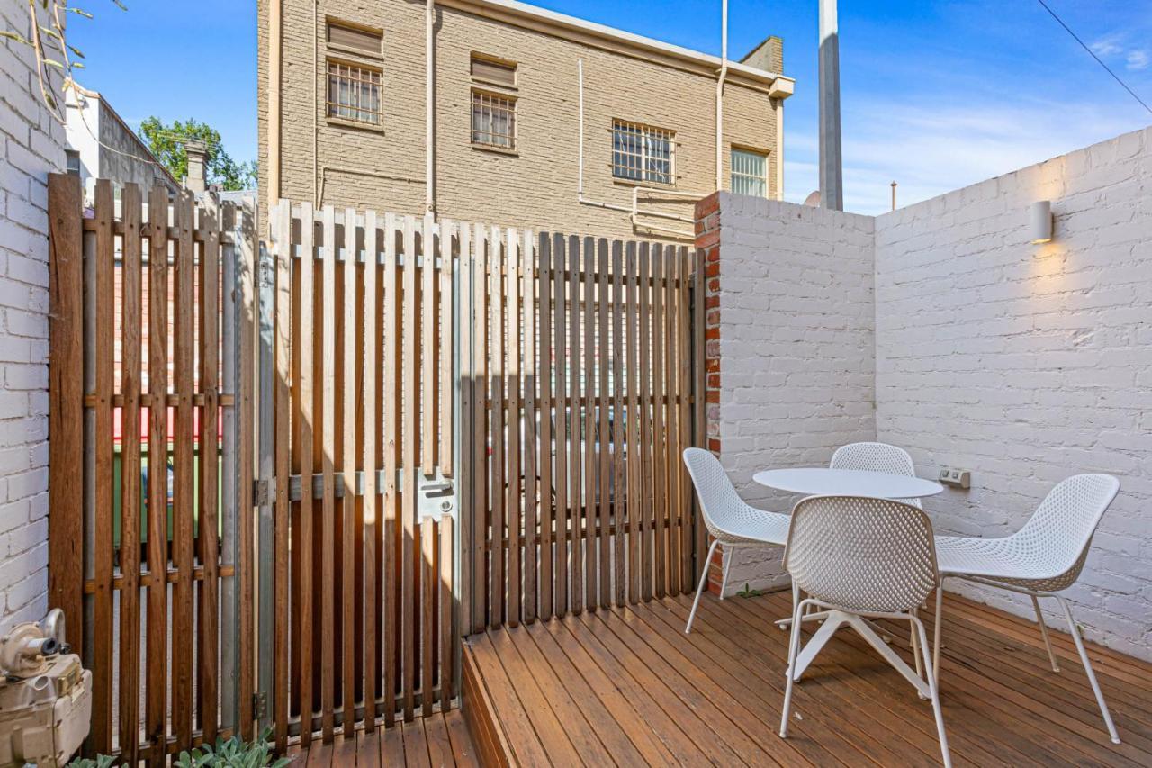 Stylish 2-bed Victorian Terrace In Carlton Holiday home Melbourne