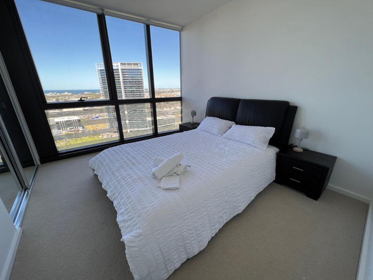 883 Docklands Apartment Melbourne