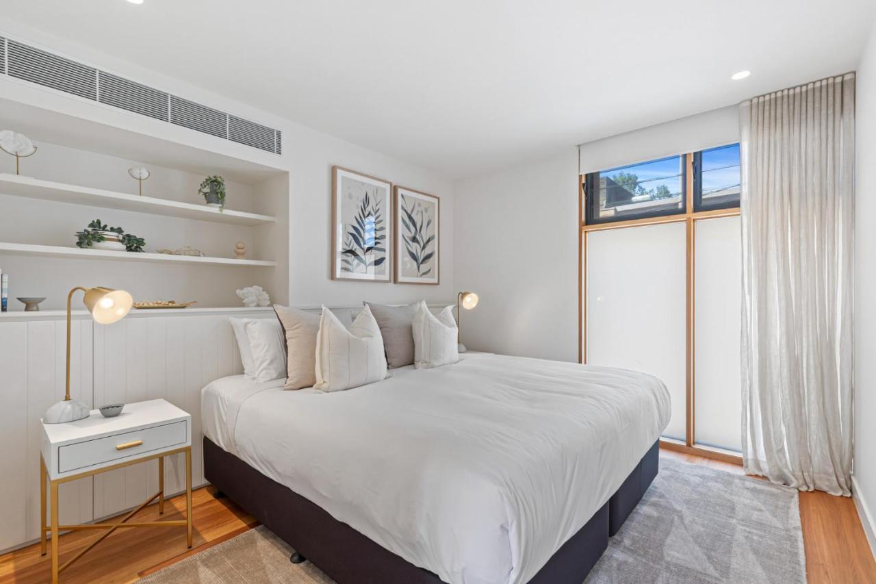 Stylish 2-bed Victorian Terrace In Carlton * Melbourne