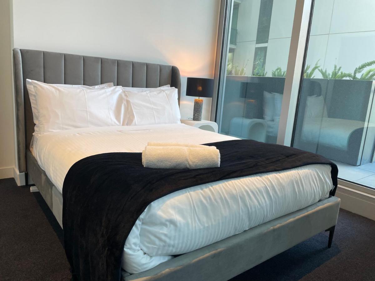 Apartment Superior 3 Bedroom Apartment In Melbourne Cbd Melbourne