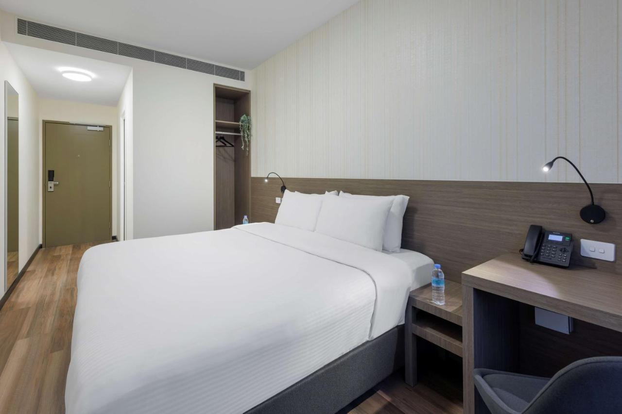 Western Queen Victoria Market Hotel