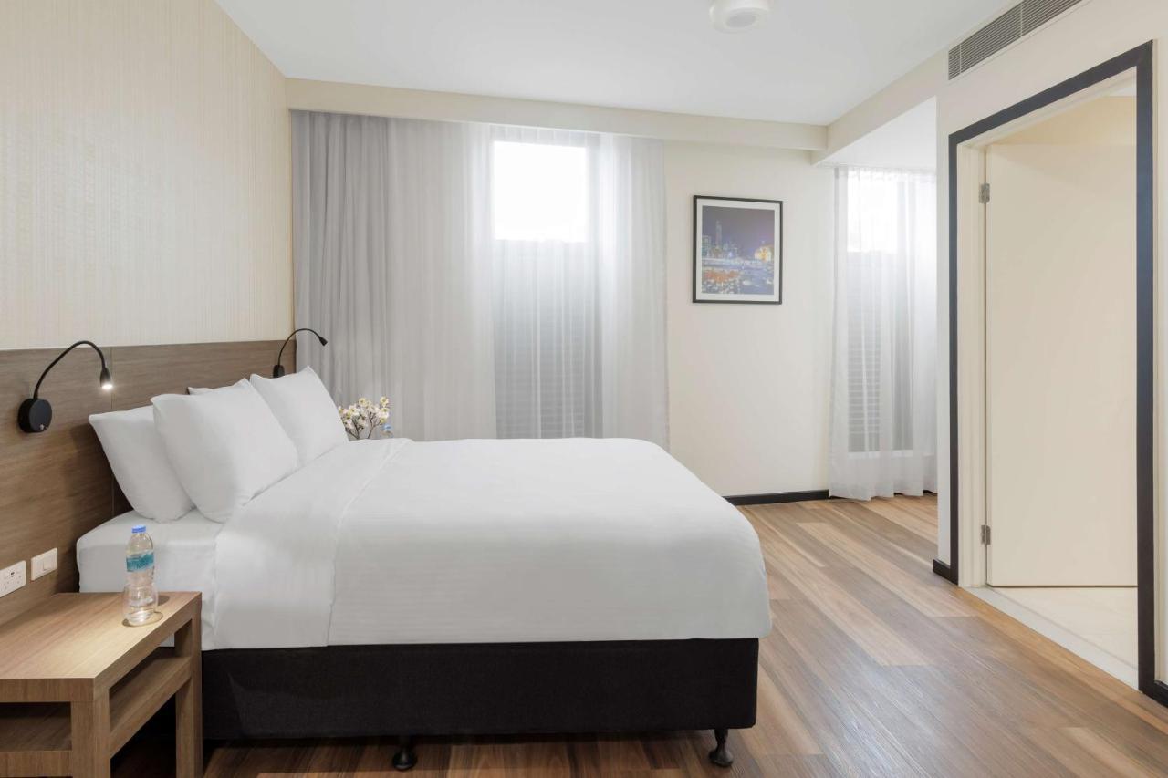 Hotel Western Queen Victoria Market