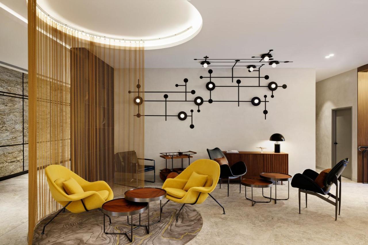 Le Meridien Hotel