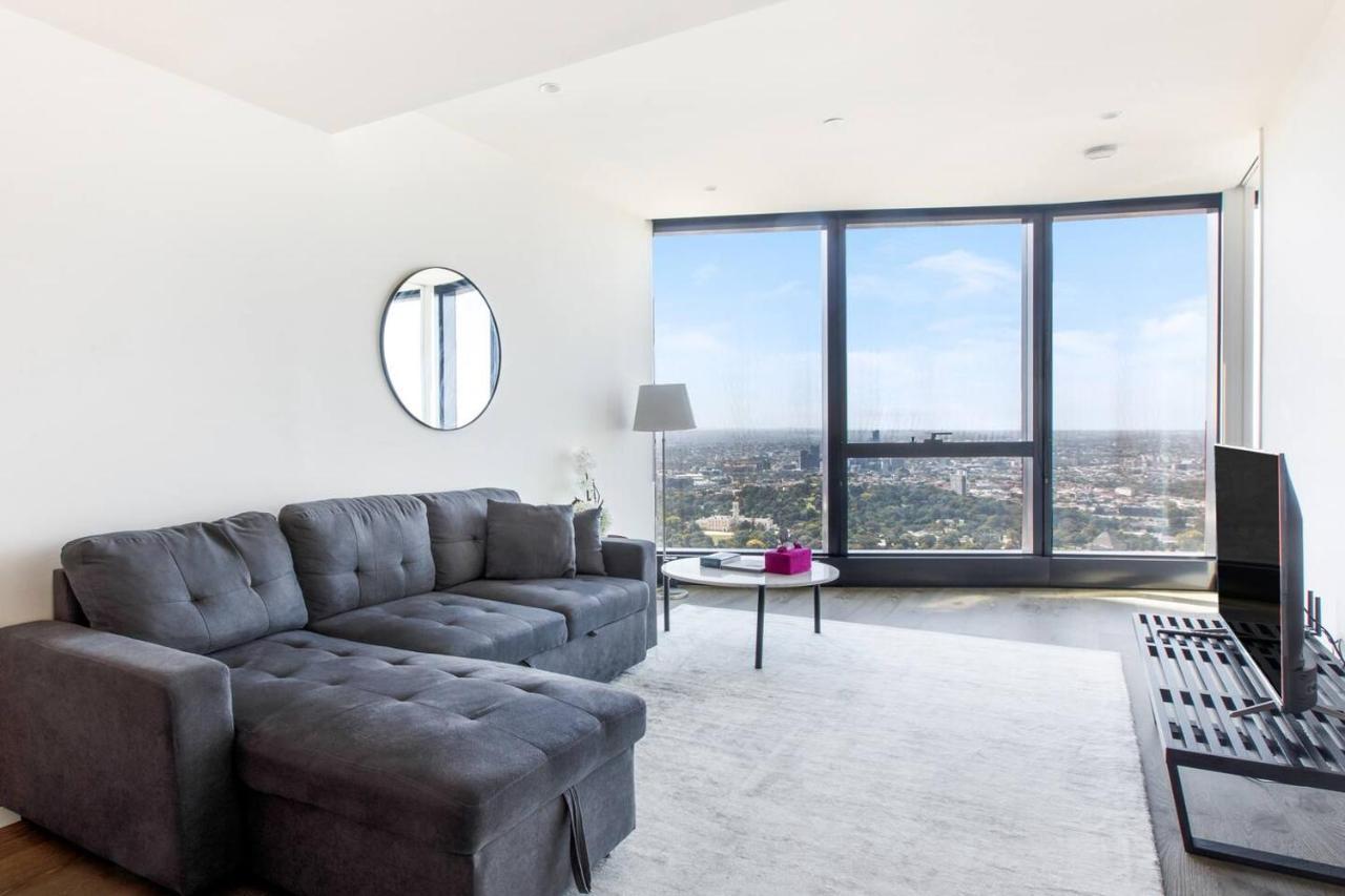 'sky-high 65' Southbank Comfort With Sweeping Views Melbourne