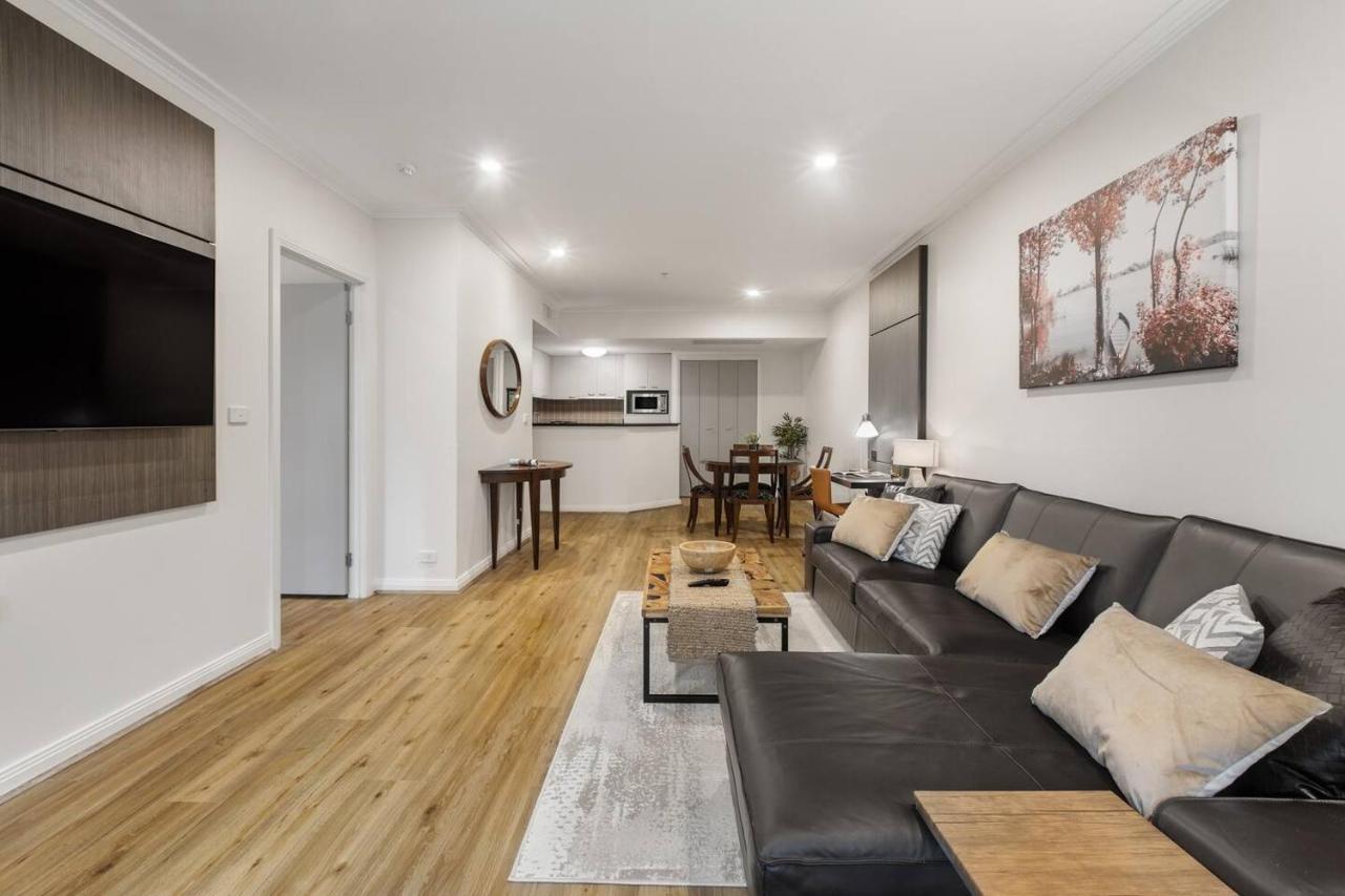 Apartment Spacious Inner-city With King Bed And Balcony Melbourne