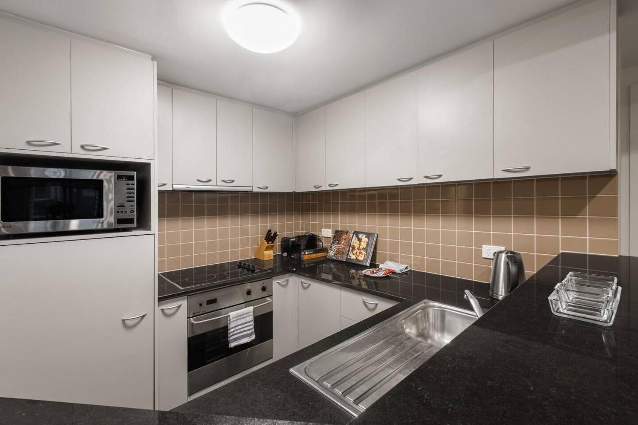 Executive Urban Living With Balcony & Heated Pool Apartment *