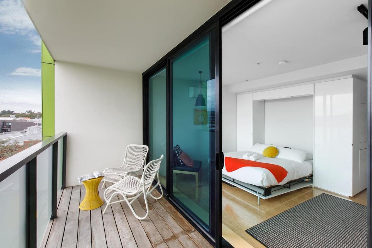 Apartment Live The Seaside Lifestyle In Modern St Kilda Gem