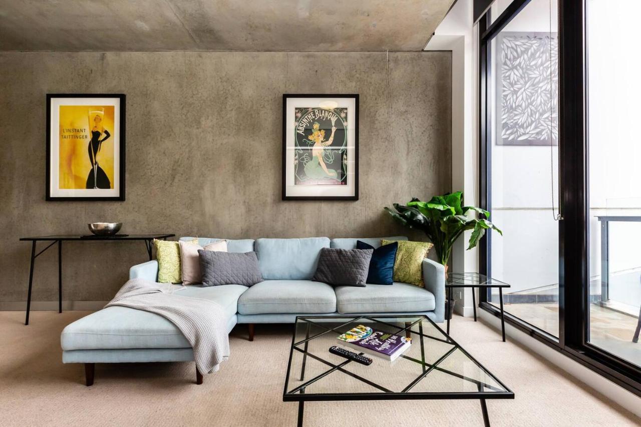 Apartment Industrial Chic Balcony Abode Near Chapel Street