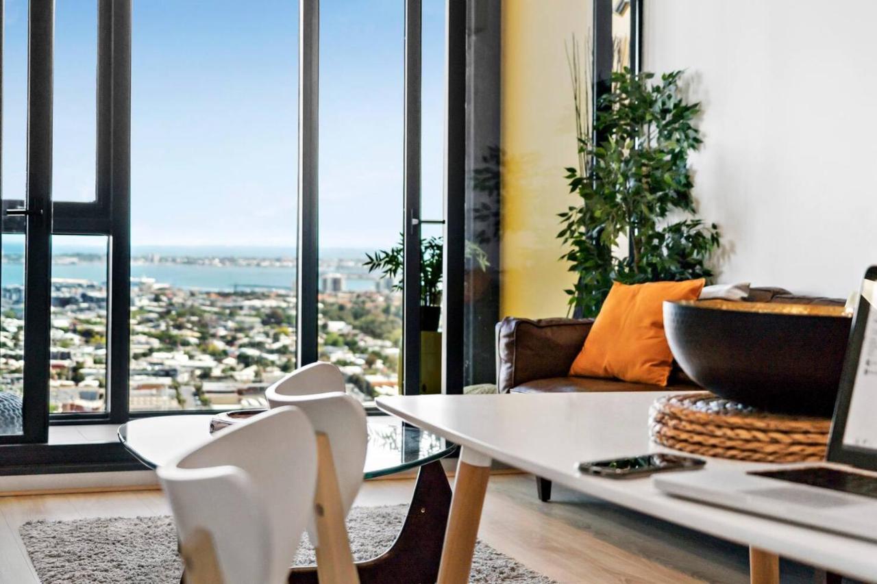 Apartment Sky High At Southbank - Sprawling Views And Free Parking