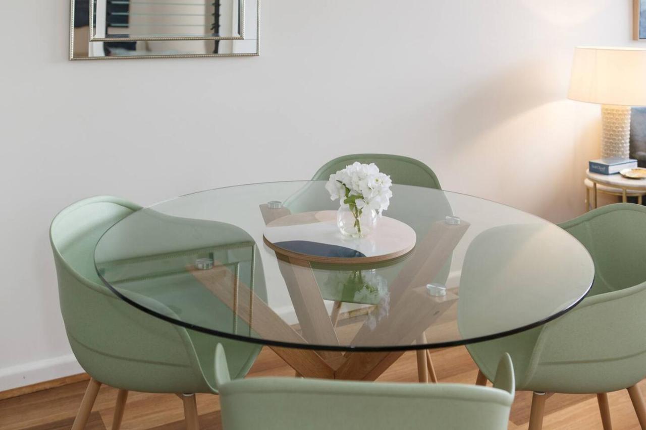 Serenity On Swanston - Stylish Cbd Living By Rmit Apartment *