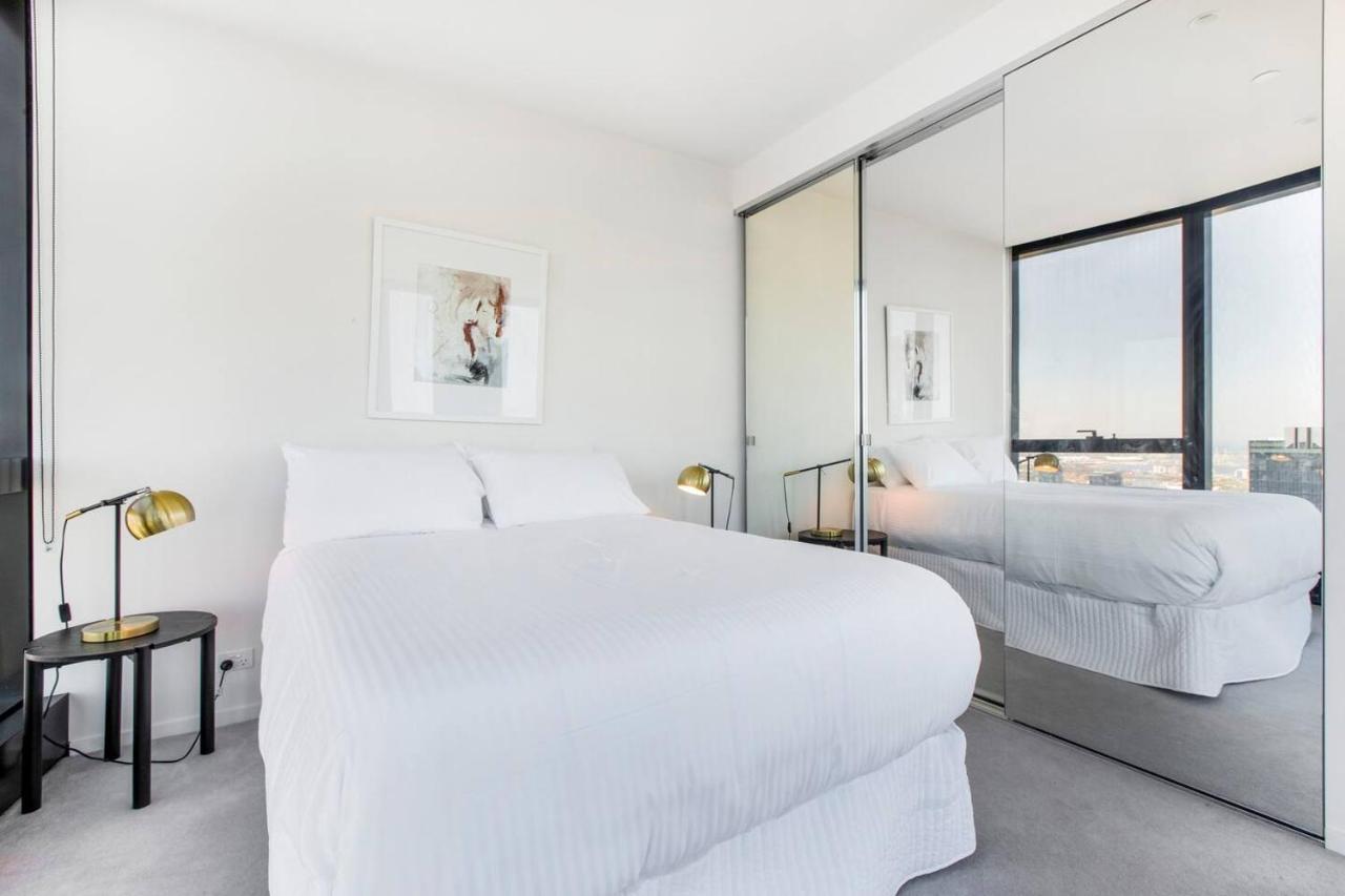 'sky-high 65' Southbank Comfort With Sweeping Views Apartment