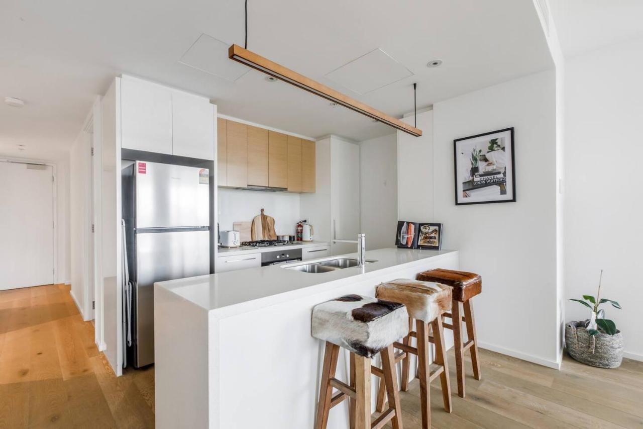'azurine' An Elegant Nordic Style Family Apartment Melbourne