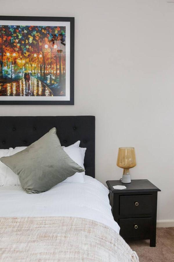 Parisian Chic Meets South Yarra's Vibrant Locale Apartment