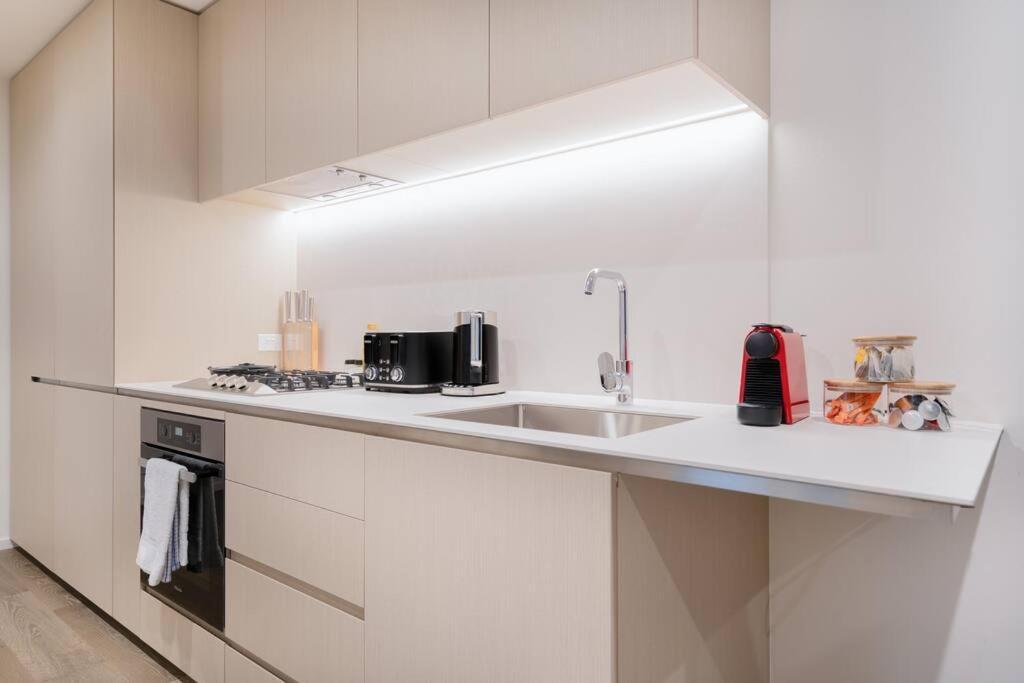 Modern 1br In Southbank #australia108#au44 *