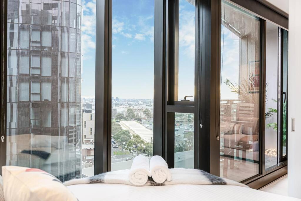 Cozy 1b In Mel -unbeatable Location-#eq16 Apartment