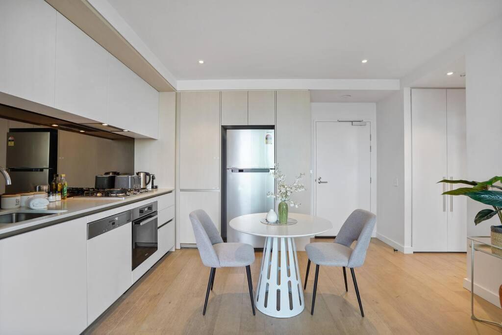 Waterfront Mel's Collins Street Free Parking#cw02 Apartment Melbourne
