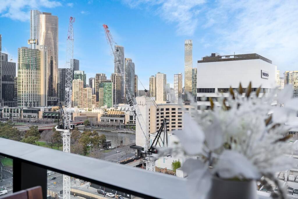Gorgeous 1b Docklands Apt/amazing View Facility #mq1312 *