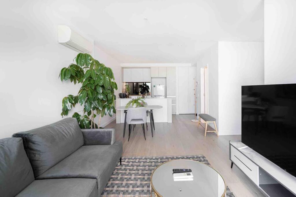 Apartment Gorgeous 1b Docklands Apt-amazing View Facility#mq22 Melbourne