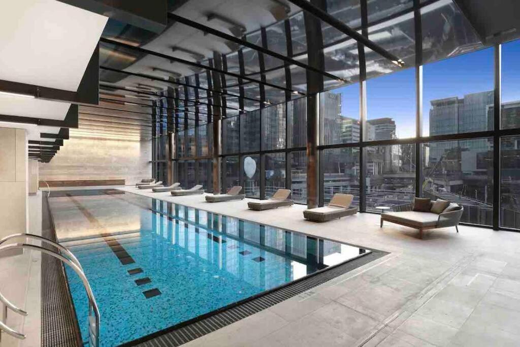 Apartment Gorgeous 1b Docklands Apt-amazing View Facility#mq22 *