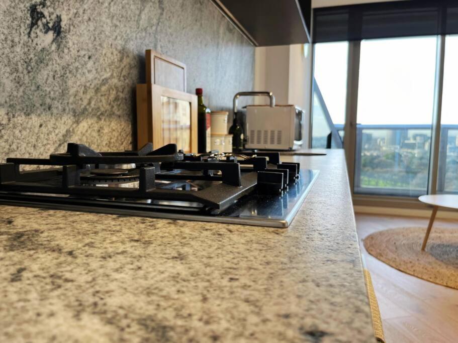Stunning Modern Inner Near To Sky Bus, Tram, Train