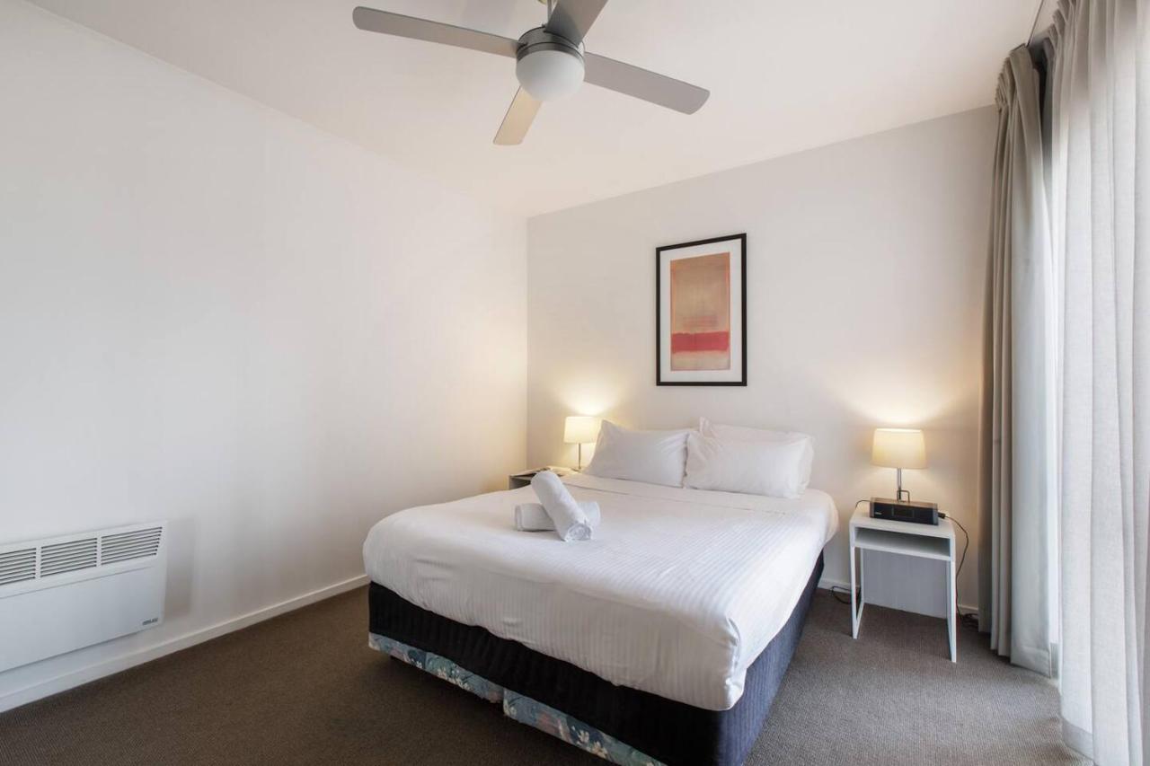 Apartment St Kilda Sanctuary Next To Park *