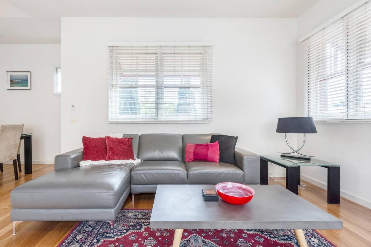 The Poppy - Townhouse Chic With Country Flair * Melbourne