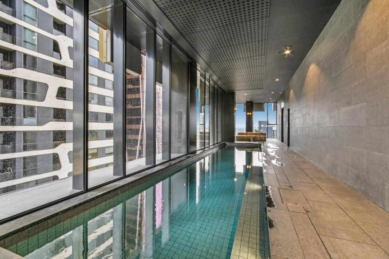 Sky-high Luxury With Huge Deck And Shared Pool