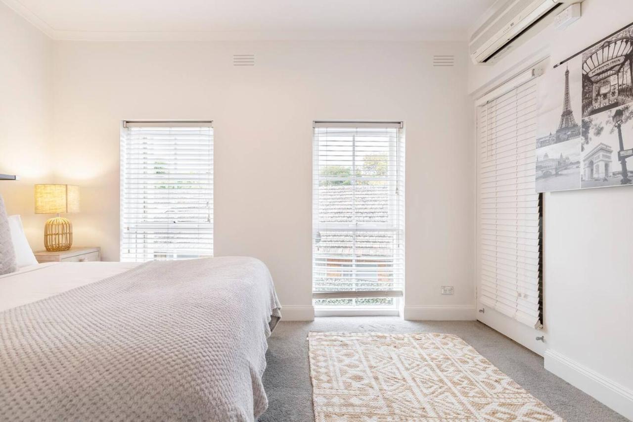 La Maison - Parisian Charm Moments From High Street Holiday home *