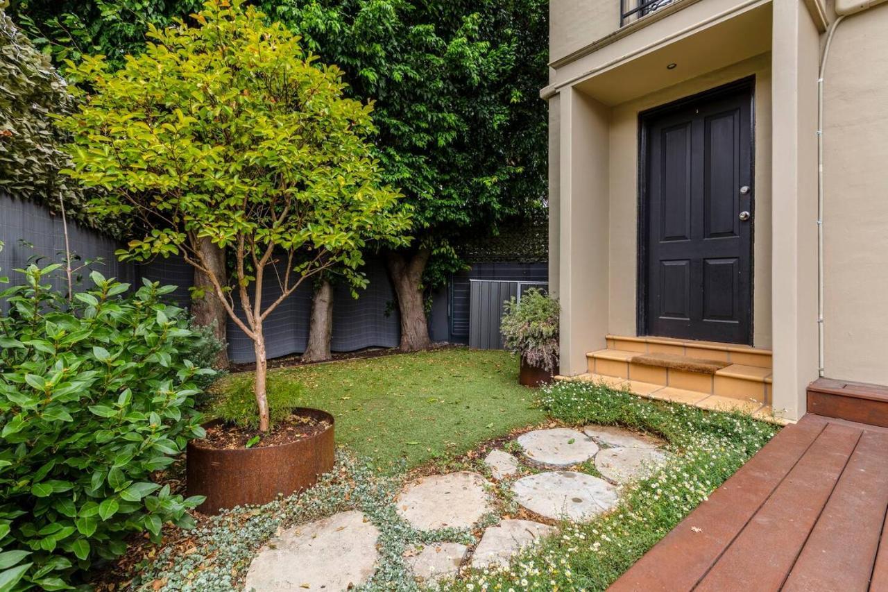 La Maison - Parisian Charm Moments From High Street Melbourne