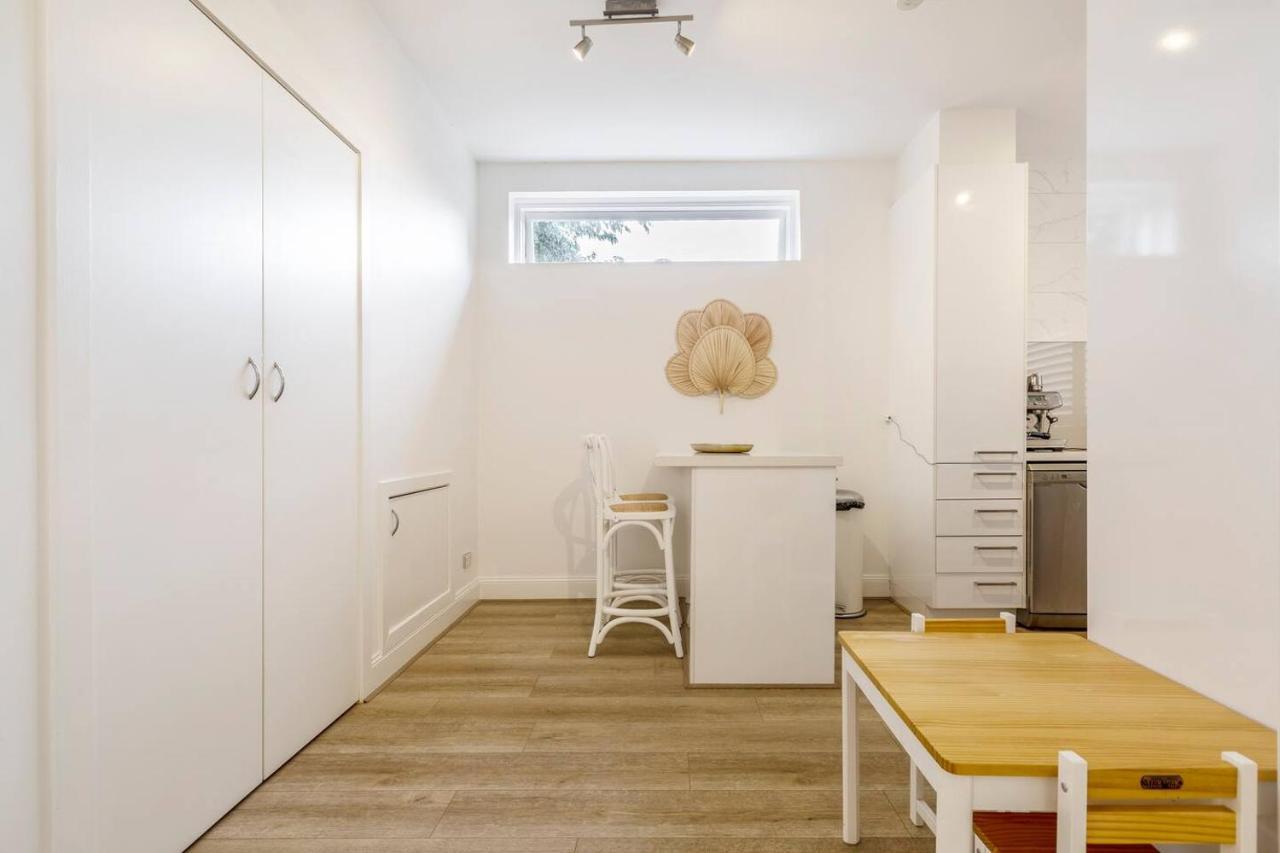 La Maison - Parisian Charm Moments From High Street Melbourne