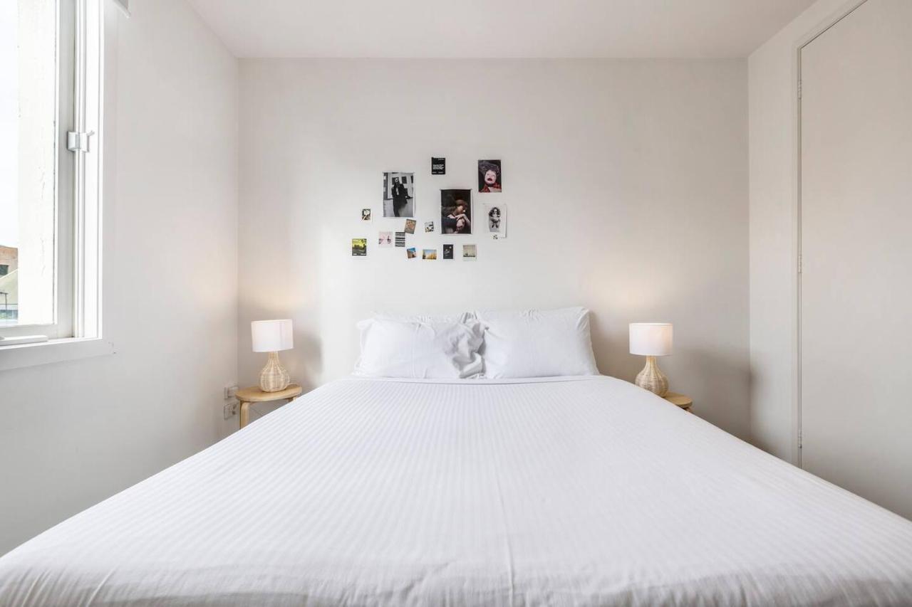 The Sunroom - Minimalist Chic Moments From Chapel St Apartment