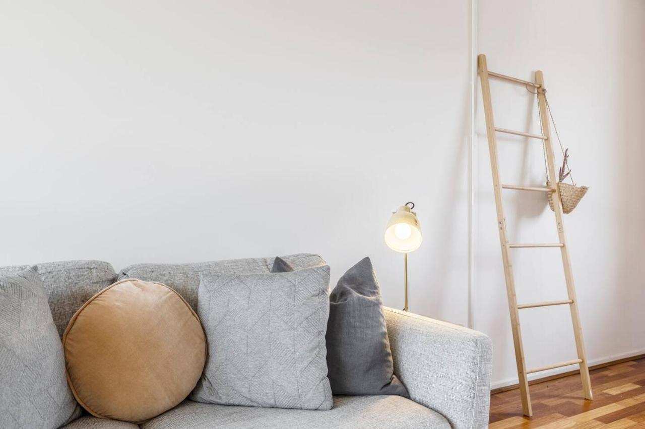 Apartment The Sunroom - Minimalist Chic Moments From Chapel St Melbourne