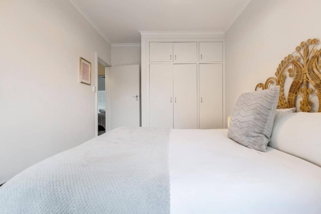 La Maison - Parisian Charm Moments From High Street