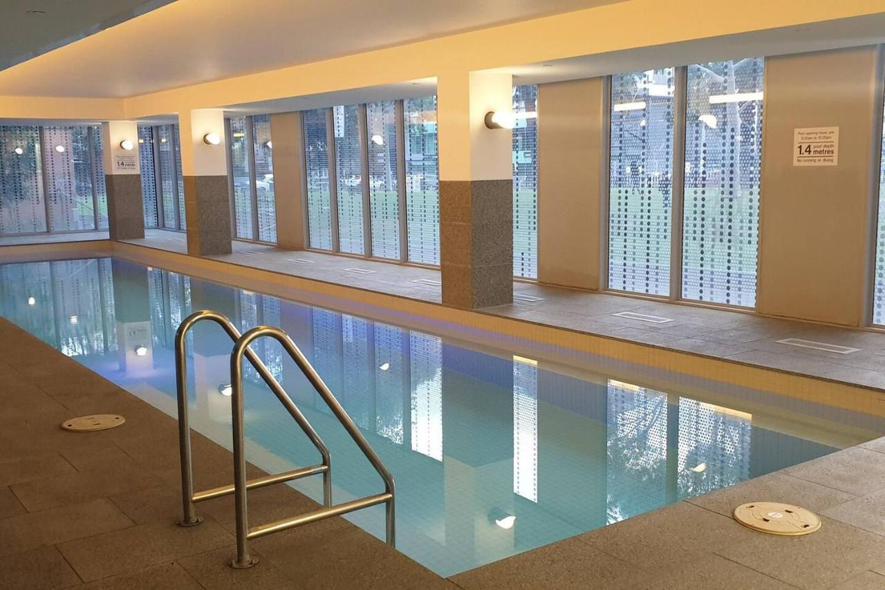 Stunning Modern Style With A Gym, Pool And Apartment *