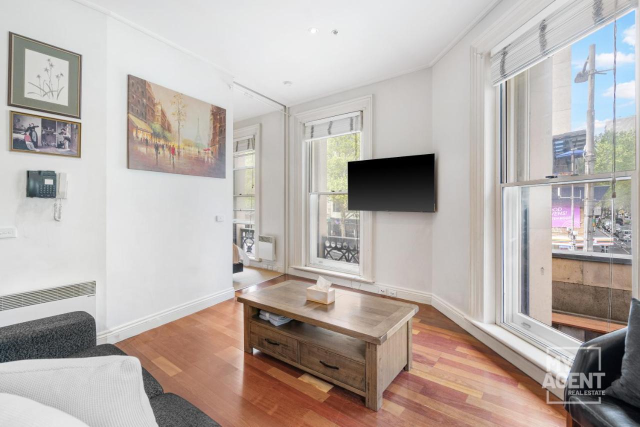 Bourke Street Bliss Apartment