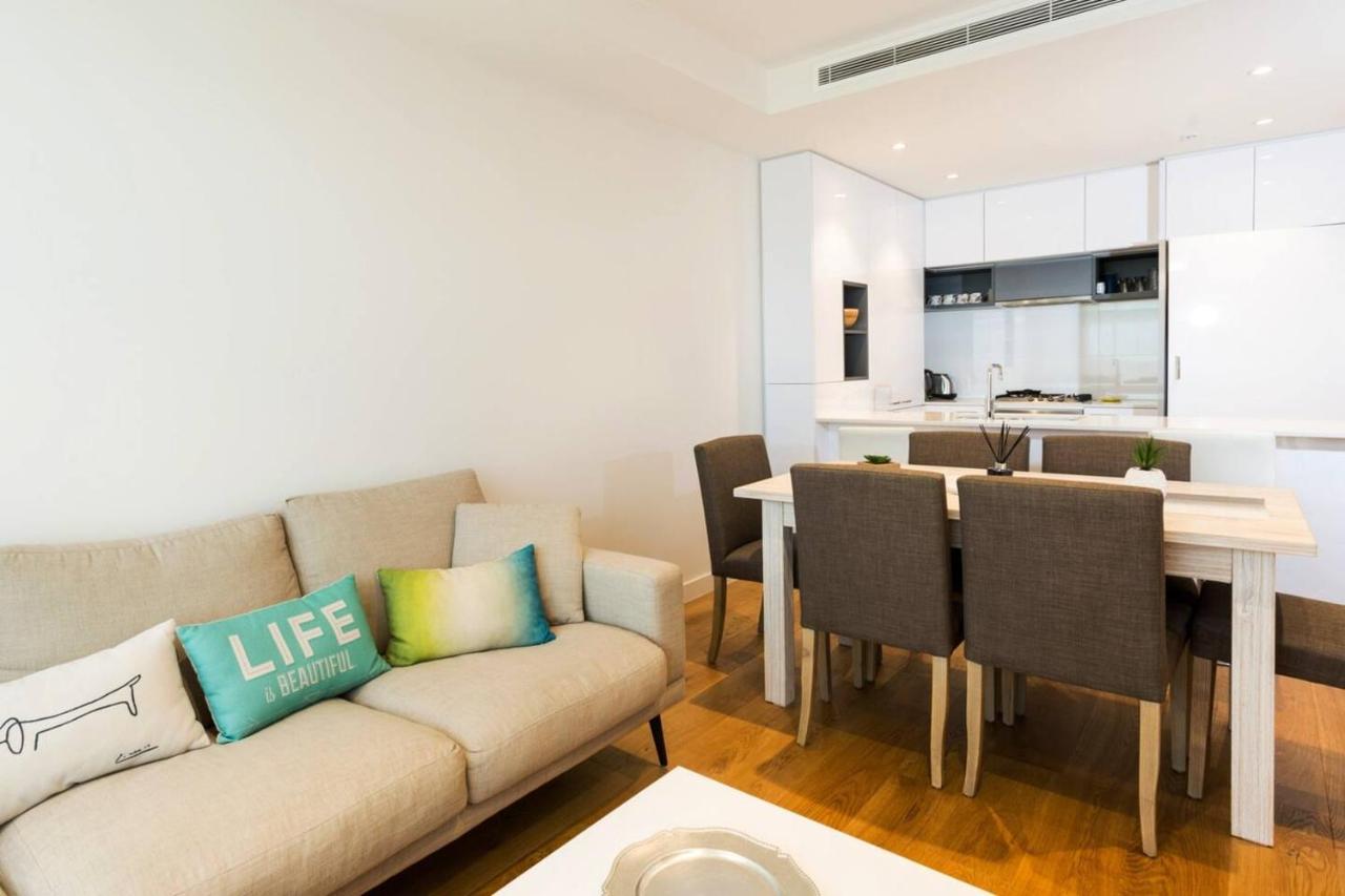 Apartment Sun-lit Suburban Near Westfield Doncaster Melbourne