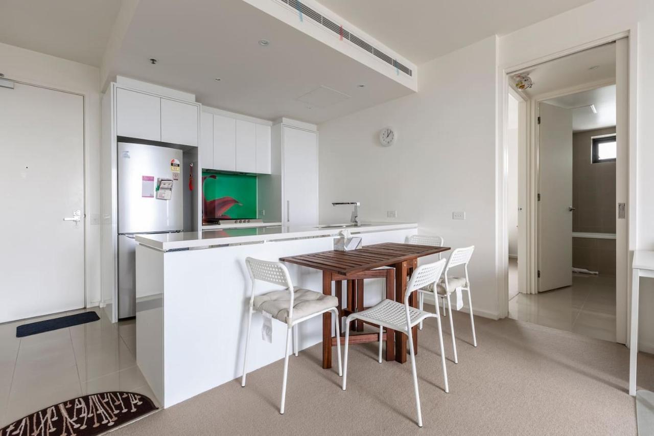Light, Elevated Living Near Queen Victoria Market Apartment