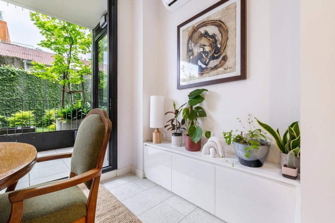 Laneway Leisure - Leafy Delight In The Heart Of Fitzroy Apartment