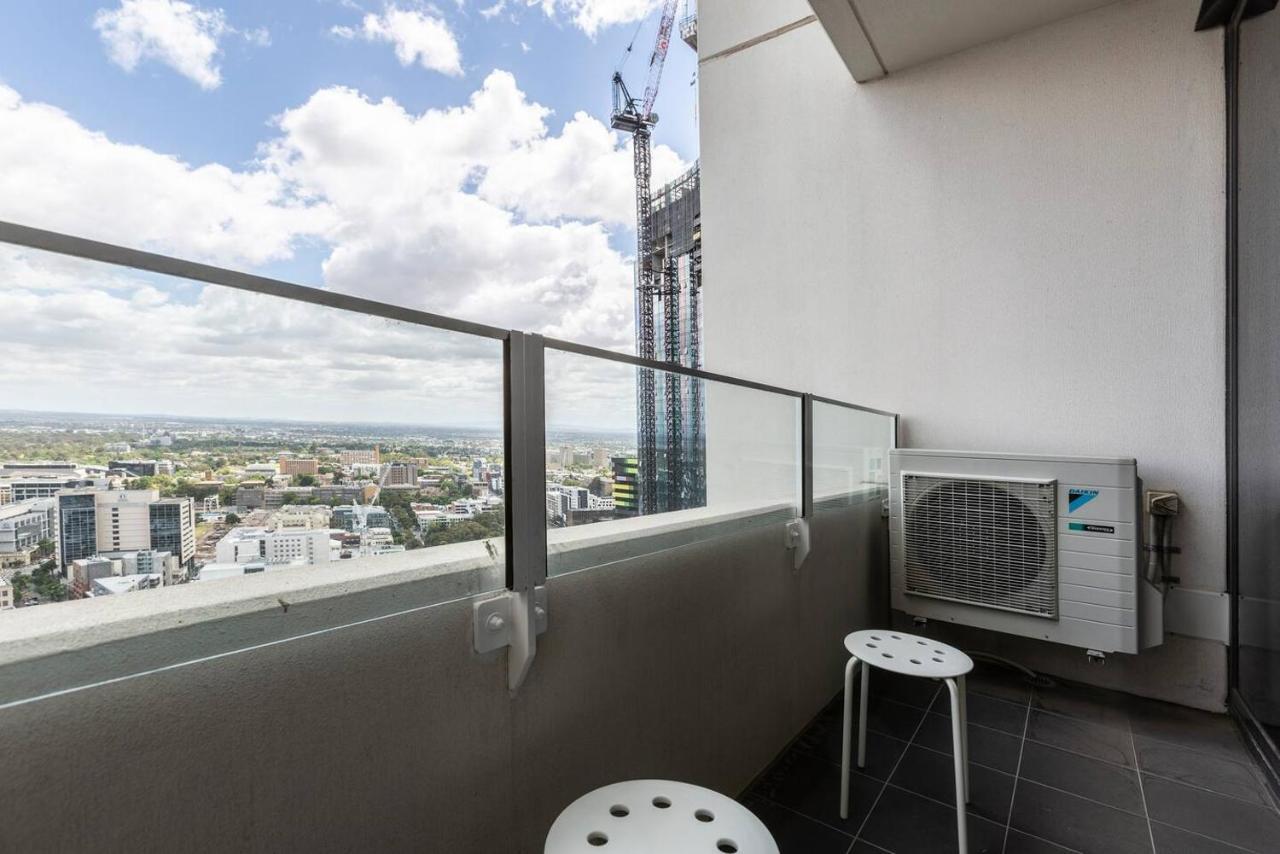 Light, Elevated Living Near Queen Victoria Market Apartment Melbourne