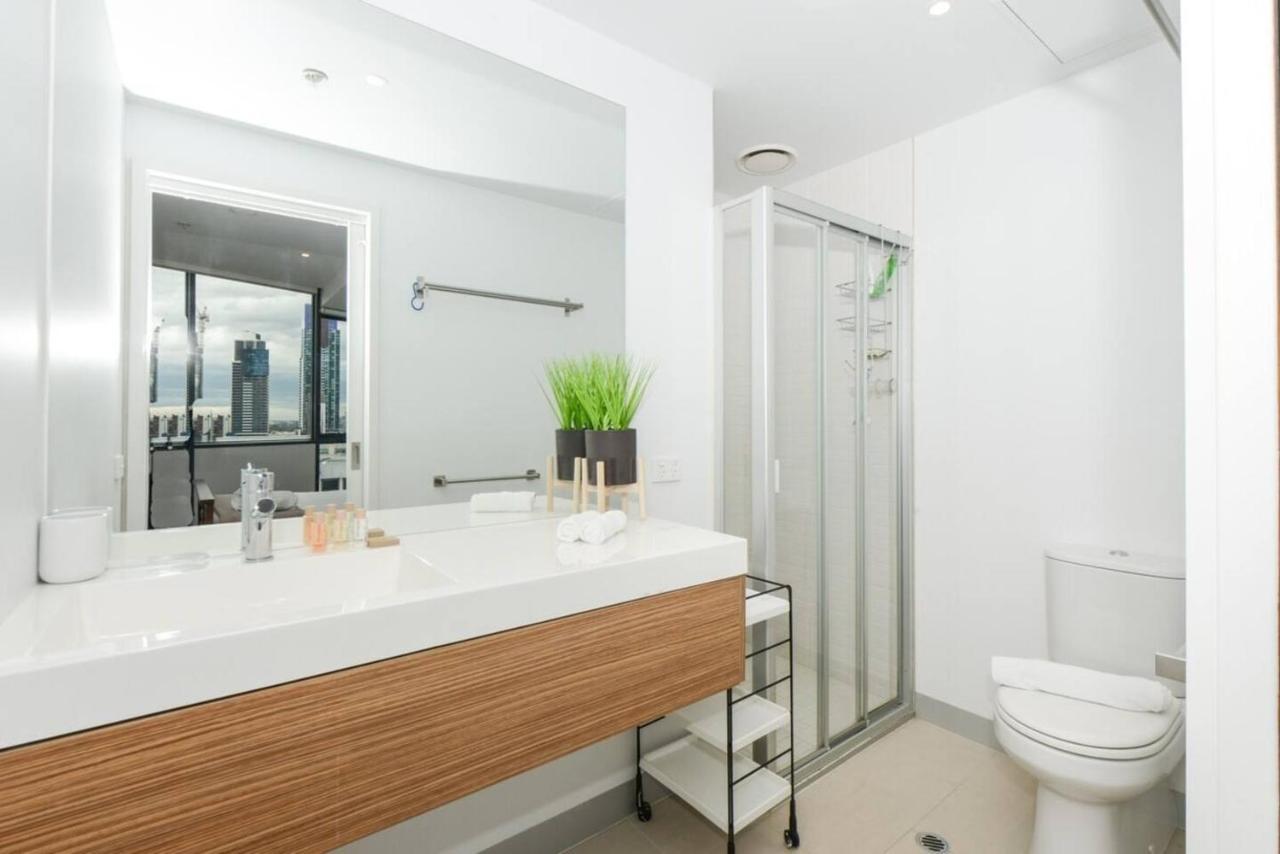 Backpackers' Delight With Sprawling Views *