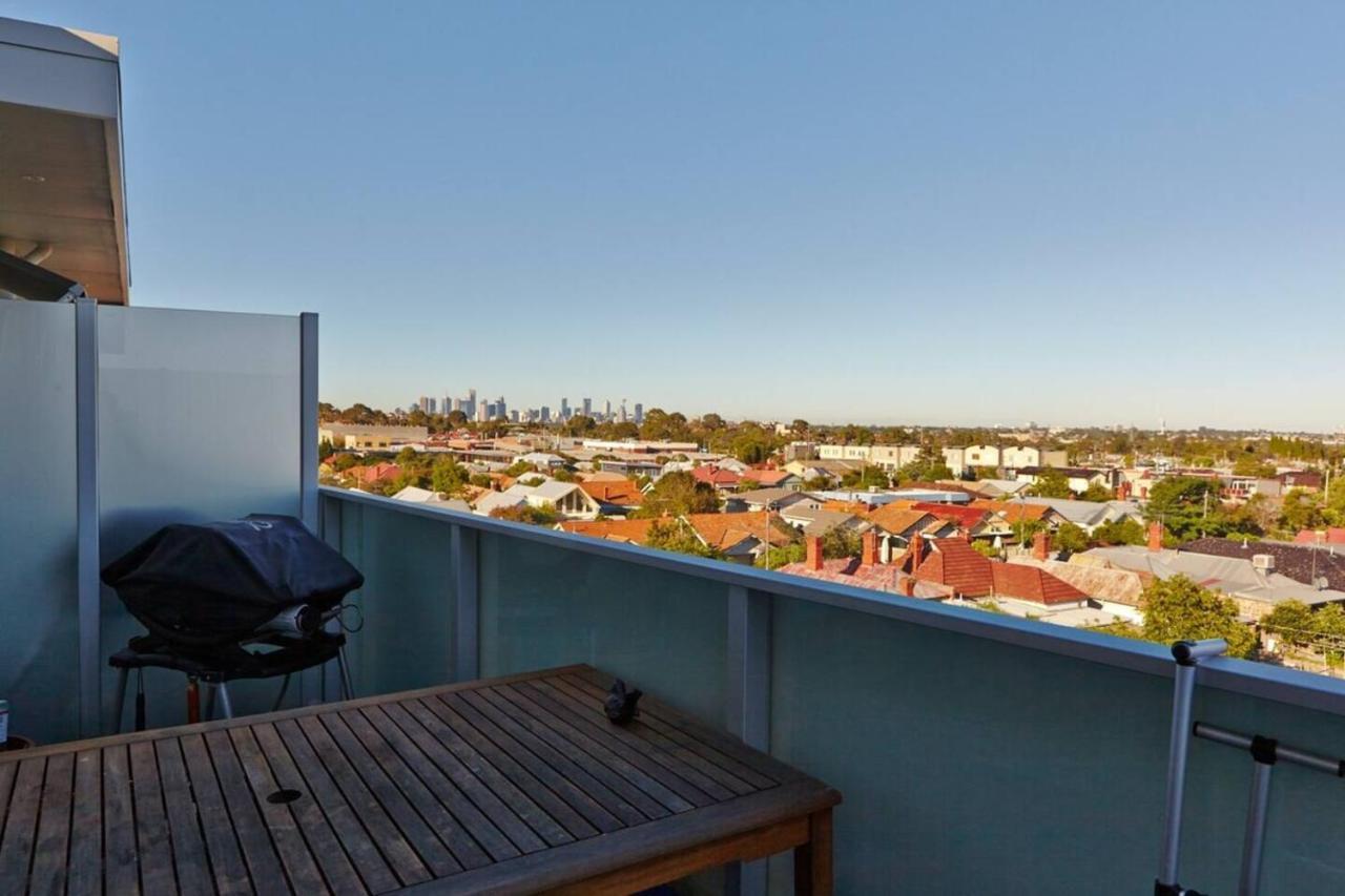 Highview On High St - A Balcony Haven In Northcote *